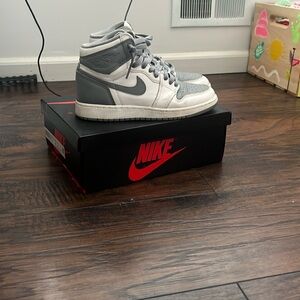 Boys Nike Jordan retro 1 high